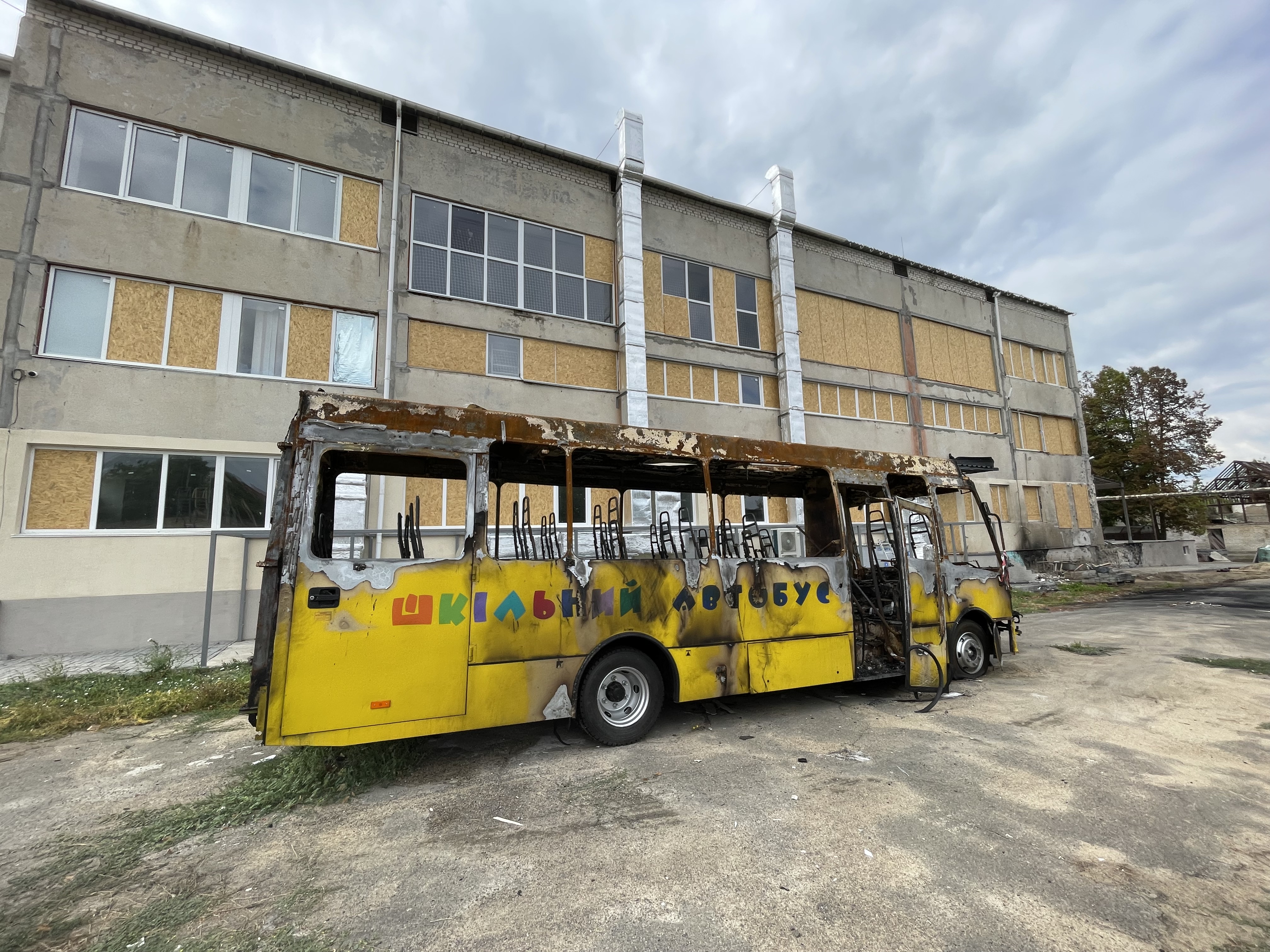 Пошкоджений харчоблок ліцею на Миколаївщині: чи планує громада завершити реалізацію інвестпроєкту?